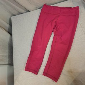 Gently Used Lululemon Wunder Under Crop